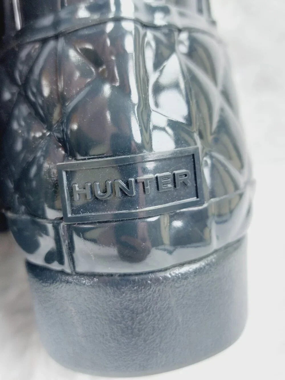 Hunter Women's Black Refined Gloss Quilted Ankle Chelsea Rain Boots Size 8